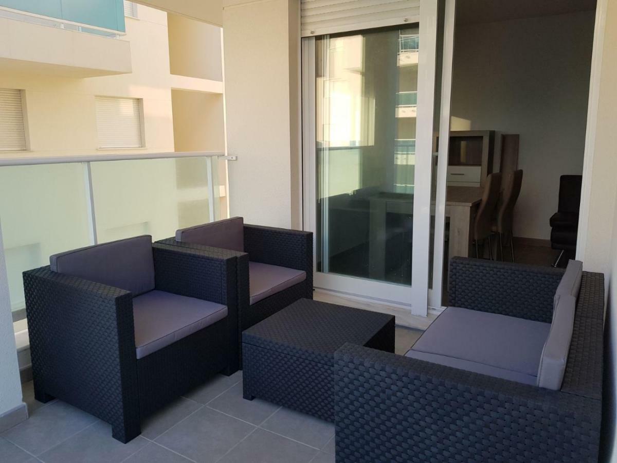 Apartamento Playa ปิเลส ภายนอก รูปภาพ